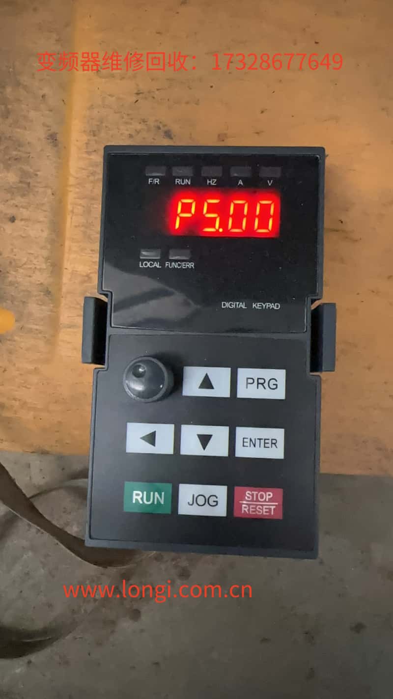 眾辰變頻器工作時候操作面板正常顯示內(nèi)容.jpg 眾辰變頻器工作時候操作面板正常顯示內(nèi)容.jpg